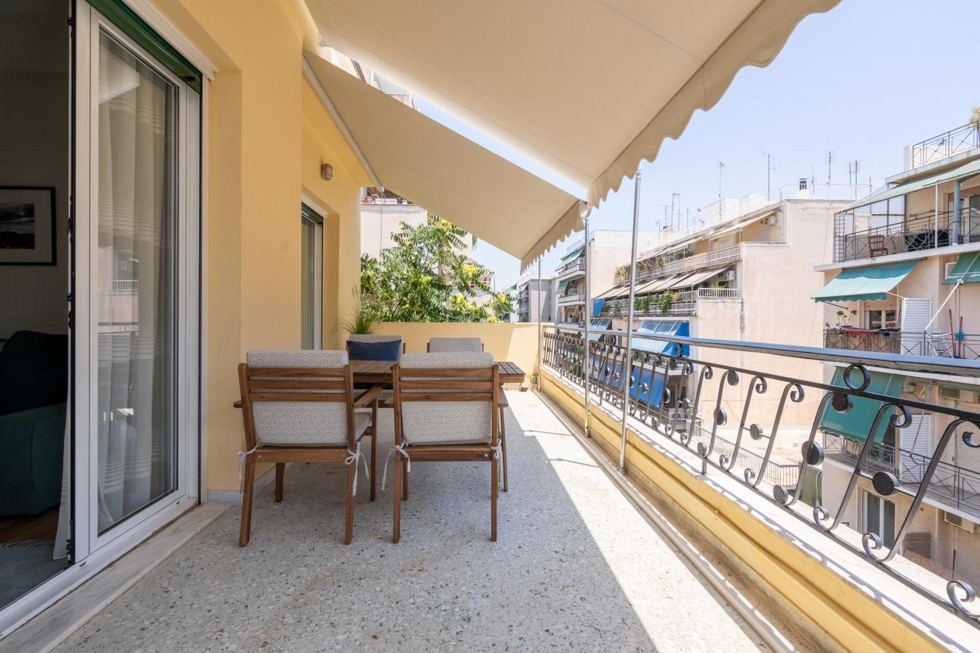 Athan's Penthouse Near Acropolis
